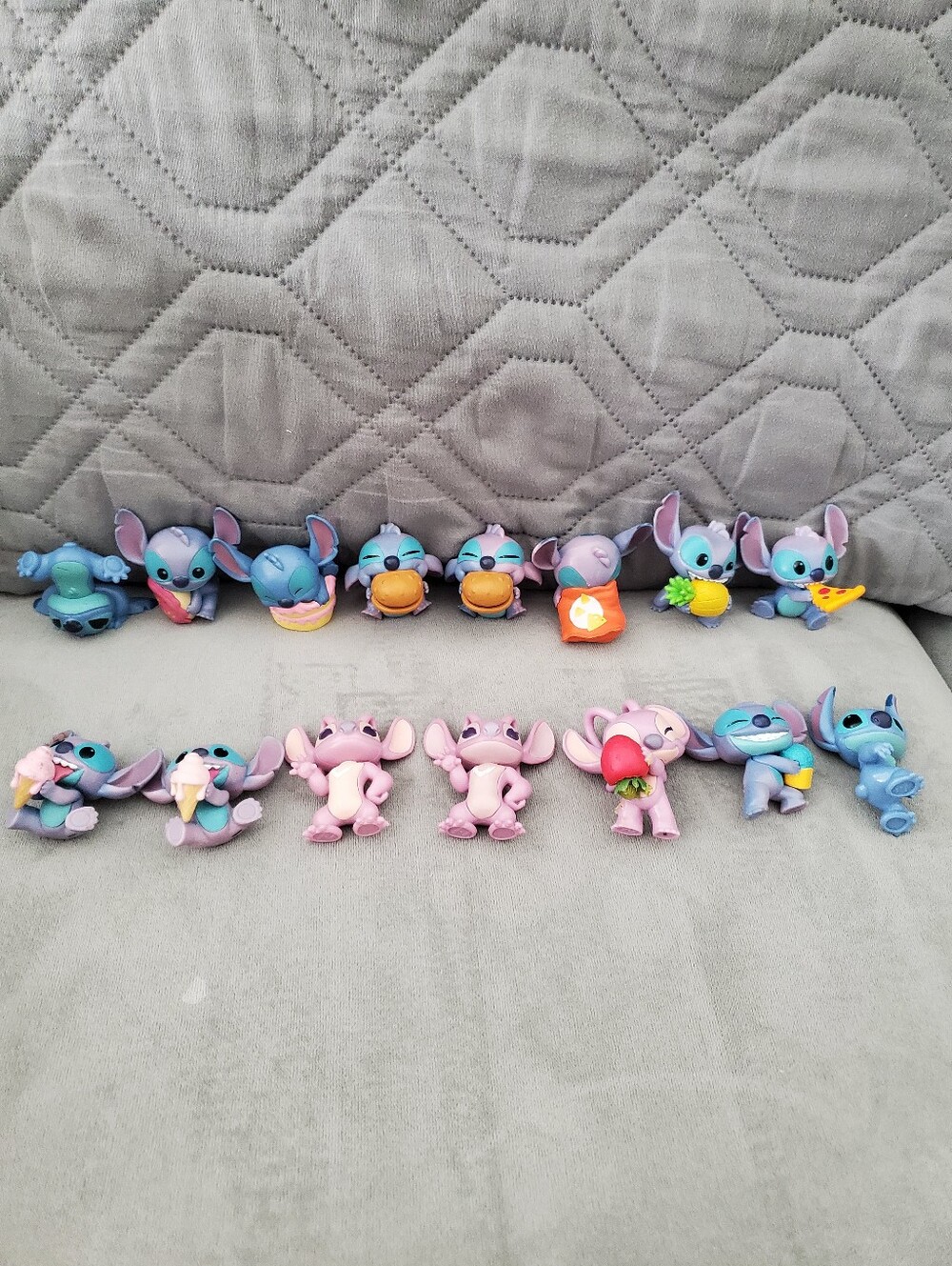 Disney Lilo&Stitch blind box figures, Feed Me series